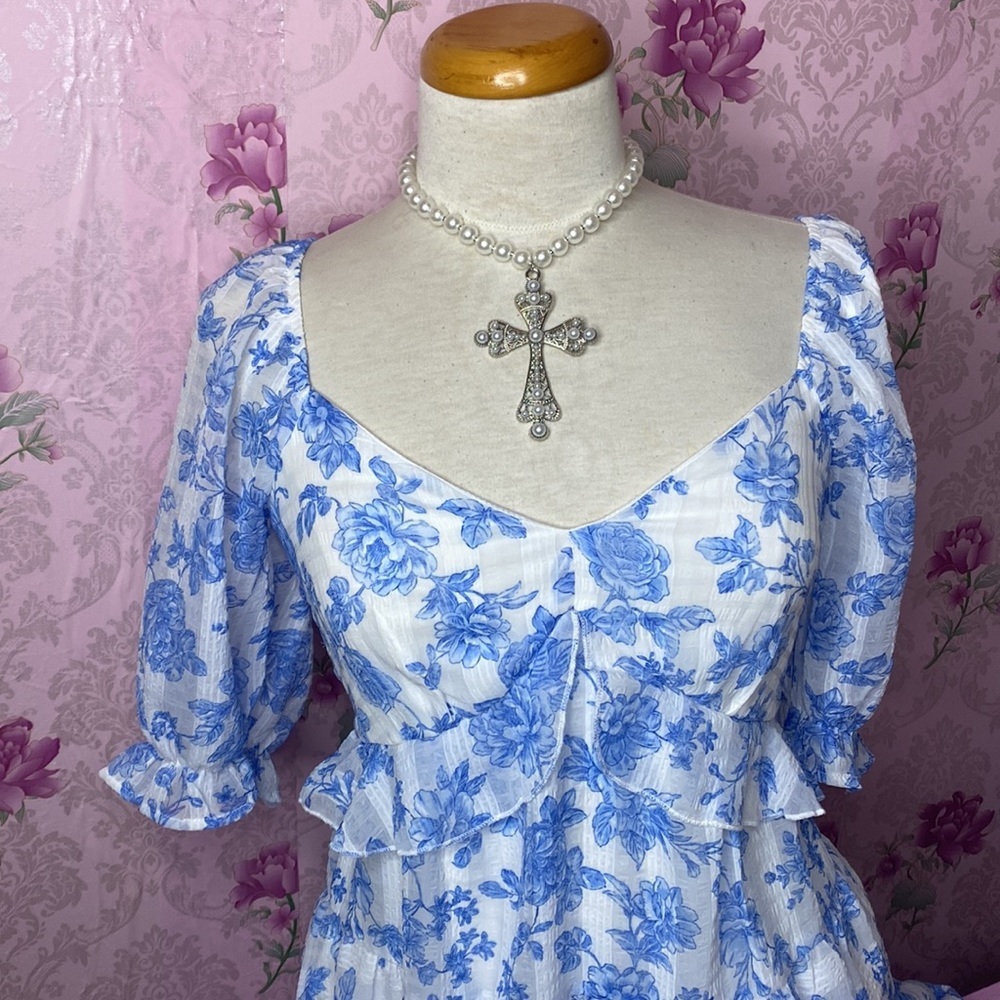 🌹 Trixxi 🌹 NWT Blue & White Floral Ruffle Babydoll Dress - Picture 2 of 16